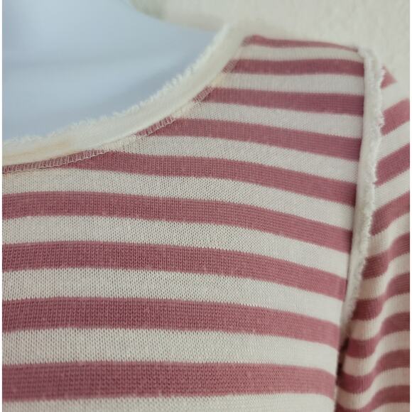 Jolt Pink Striped Hi Low Hem Knit Top XS Lightweight Lace Back Insert Soft Flowy - Picture 2 of 6